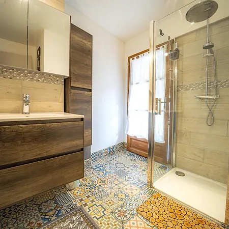 Maison De By Interhome